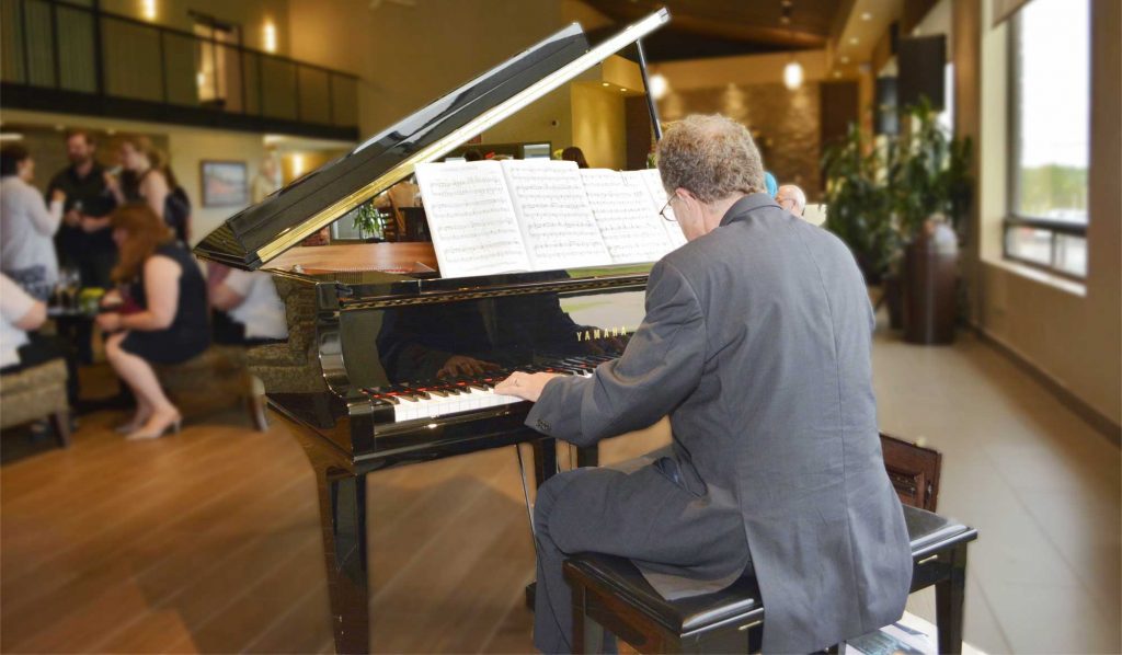 Lobby: baby piano