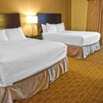 Hotel Rooms & Suites